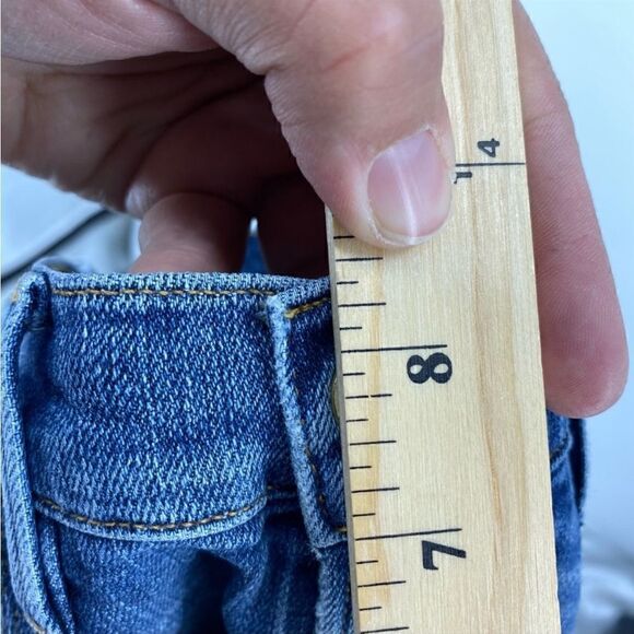 Frame Le Garcon Distressed Skinny Ankle
Jeans in Dunmore Wash Celeb Favorite - Picture 14 of 16